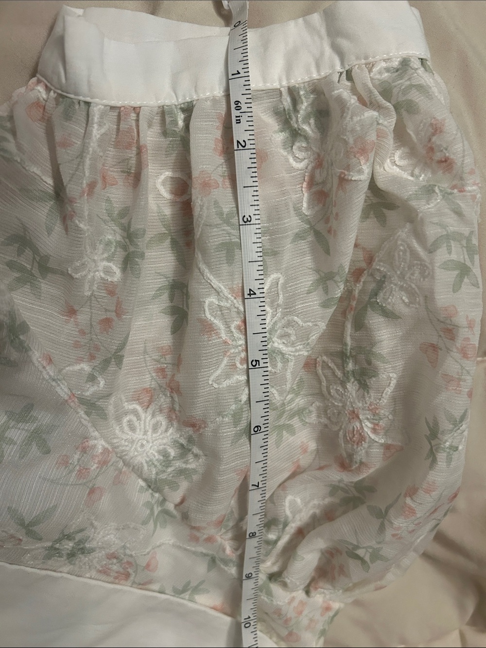 Mable Coquette Floral embroidered Puff-Sleeve Mini Dress w/ Peter Pan Collar. - Picture 9 of 12